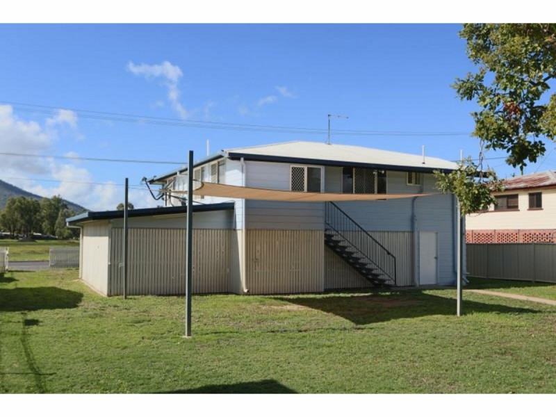35 Dean Street, Berserker QLD 4701